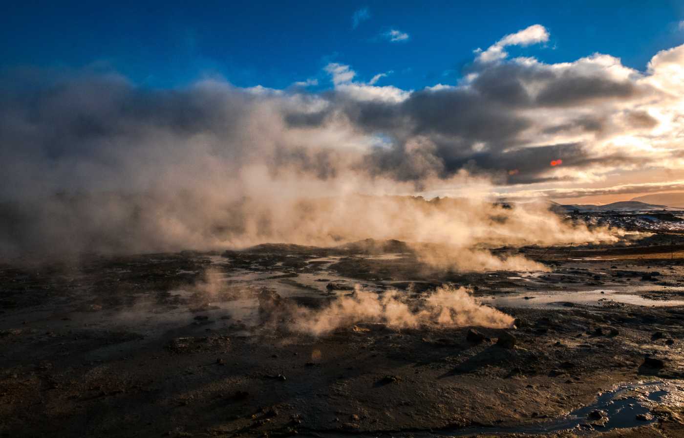 How to Identify Sulfur Smells in Water